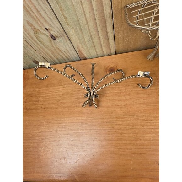 Gold-Toned Twisted Metal Wall Hooks & Shelf Set With Bow Design - Picture 7 of 8